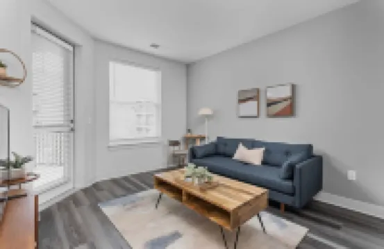 CozySuites at East Washington Hotel a 