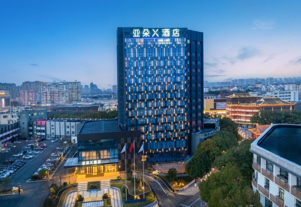 hotel overview picture