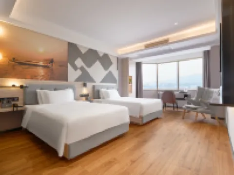 Chonpines Hotel (Xinhui Pedestrian Street) Jiangmen otelleri