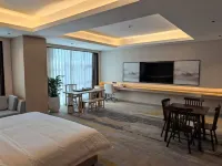 Longyan Yueman Crown Grand Hotel