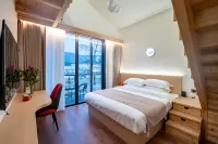 Yi County Yanli Meisu · Luxurious Smart Homestay (Xidi Yi County East Station)
