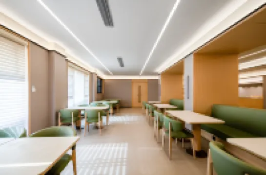 JI Hotel (Zhujiajian Centipede Zhi Wharf Guanyin Dharma Realm)