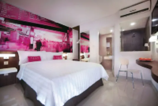 Favehotel PGC Cililitan Hotels near Krisnadwipayana University