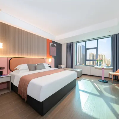 Manding Apartment (Foshan Ancestral Temple Oriental Plaza) Hotels near Fantasy Space Experience Hall (Foshan Branch)