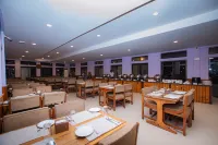 Hotel Seven Limited - breakfast