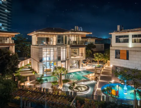 Q Jia · Pinyi Villa (Yangjiang Hailing Island Shili Yintan Store)