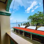 Pertible Beach Resort near Tondol White Sand Beach  호텔