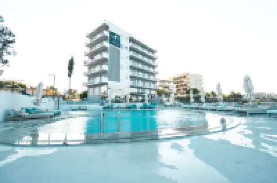 Nlh Mati Seafront - Neighborhood Lifestyle Hotels