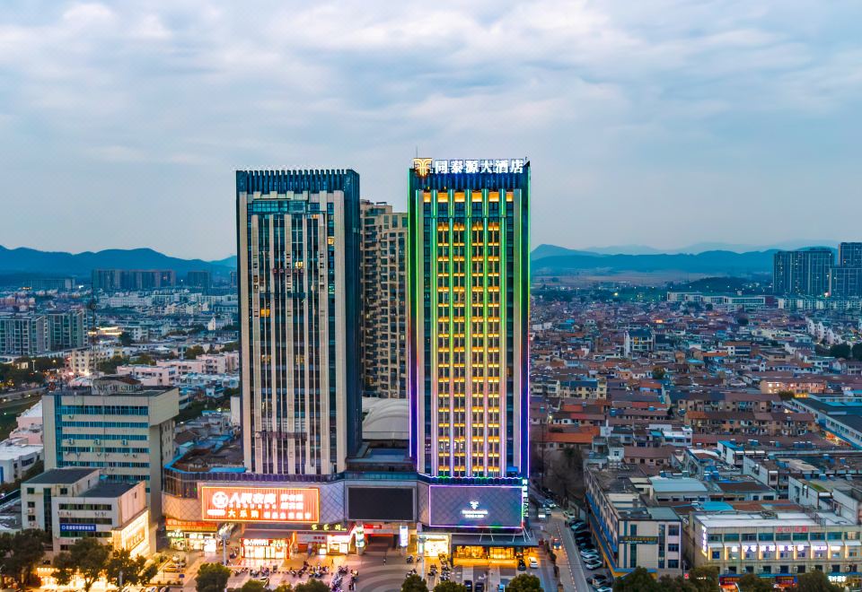 hotel overview picture