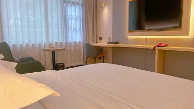Shengshi Hongbang Hotel Hotels near Nujiang Library
