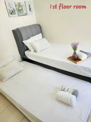 Landed House #Semenyih #Cozy #BBQ Hotels near Bukit Broga Hill