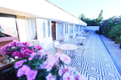 Hotel King Garden Hotels in Satara