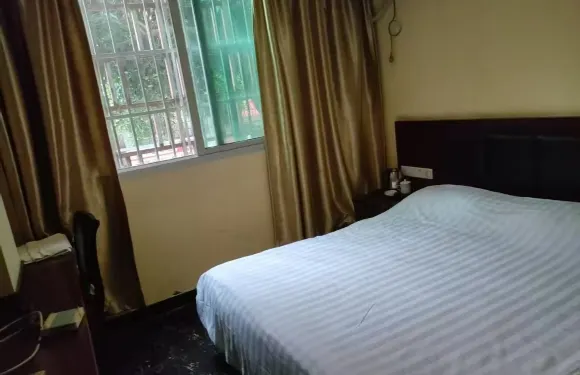 閩清豪享快捷酒店