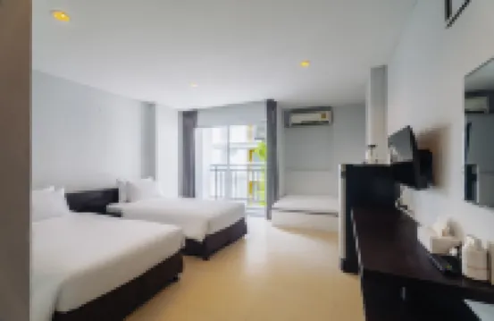 ดิ ญาน่า ป่าตอง