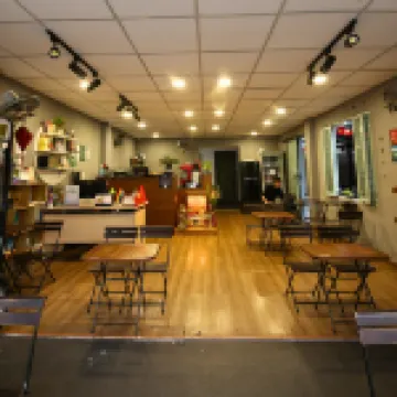 SaigonStyle Hostel & Cafe