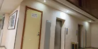 Hengfeng Hotel (Gangu Shangdu Baihui) فنادق في قانغ قو