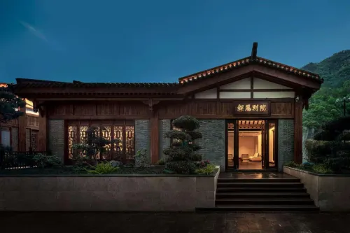 Bao'en Chinese Inn (Pingwu Bao'en Temple)
