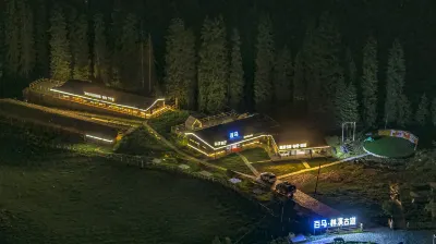 The ancient quebrada road Hotels near Qiongkushitai Village