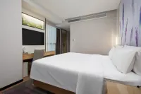 Lavande Hotels (Xianning Tonghui Square)
