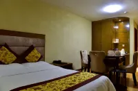 Q+ Treasure Palace Hotel