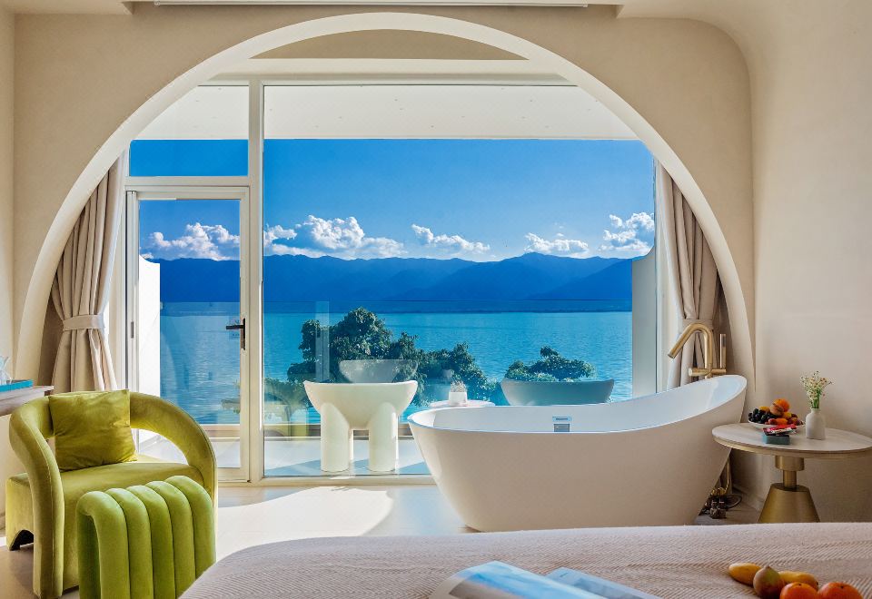 Dali Monsoon Tour Seascepe Inn (Erhai Shuang Store)