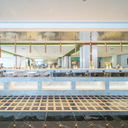 Hejing Longxing International Hotel