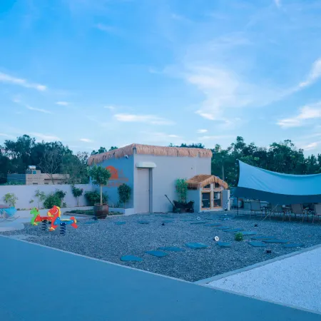 Zhenshan Linghai Hillowav Homestay (Tannan Bay Beach)