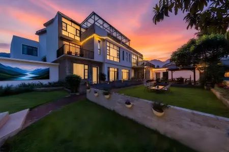 Yunzhu Boutique Inn Отели рядом с достопримечательностью «Pingdong Square»