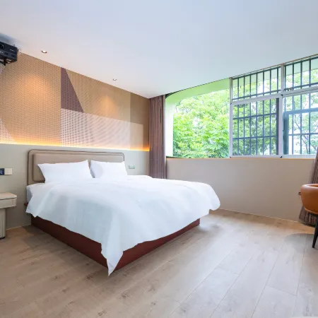 Huijiu Homestay Hotel