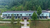 Fengdu Lakeside Resort Hotels near Nantianhu Scenic Area