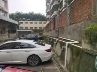 Baise Huayue Hotel (Hengji Plaza , Youjiang District) - parking
