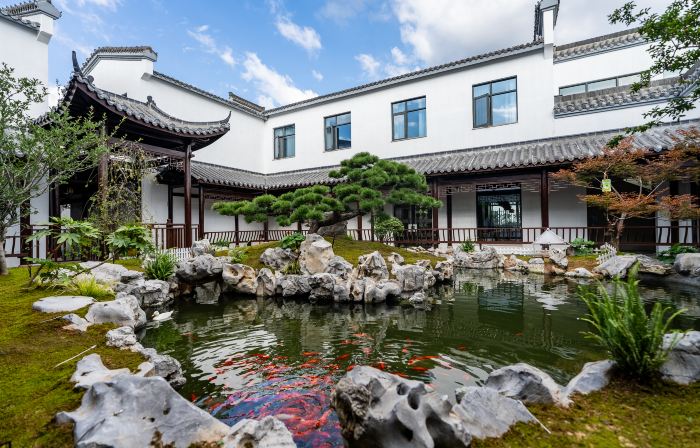 Fenghuangliuyuan Garden Hotel