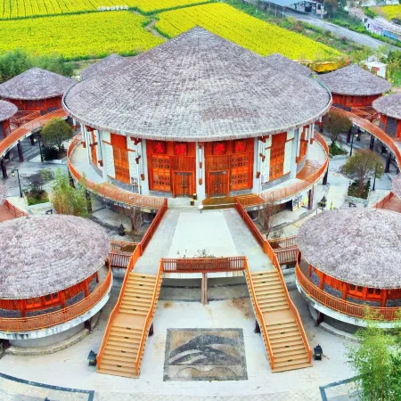 Guiding Tianxia Liangcang Homestay (Jinhai Xueshan)