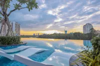 Midtown Premium Apartments Các khách sạn gần Co.opmart Nguyễn Bình