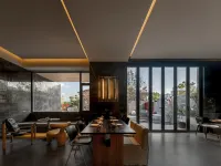 Lezhizhi Hotel (Zhuge Liang Square Wanda Store)