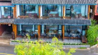 湖岸聽風塘民宿