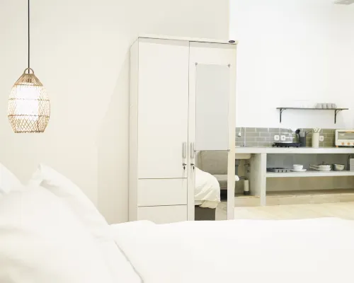 Dip & Doze Living Hotels near شاطئ بيراوا (Berawa Beach)