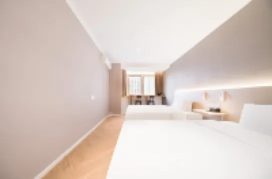 QingJin Xiaoqiao's Home Hotel Apartment (Beijing CBD Jianguomen Store)