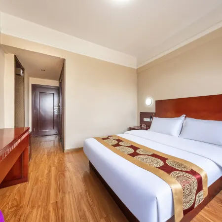 Fangjian Hotel (Kunming Railway Station)