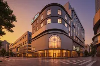 鉑悅水晶酒店（餘干琵琶湖景區米蘭街店） 鄰近五一超市的酒店