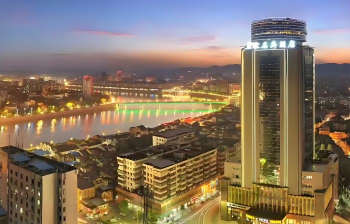 Meizhou Royal Classic Hotel (Jiaying Ancient City Branch)