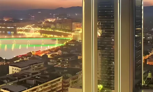 Meizhou Royal Classic Hotel (Jiaying Ancient City Branch)