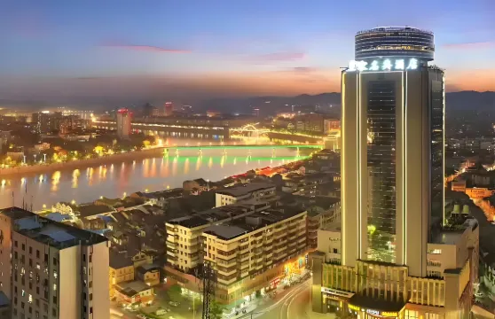 梅州皇家名典酒店（嘉應古城店）