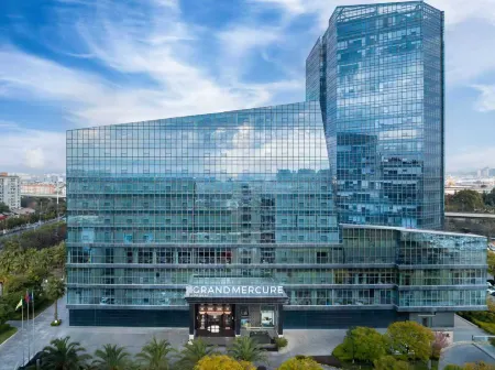 Grand Mercure Отели рядом с достопримечательностью «Kunming Railway Vocational and Technical College (Yangfu Campus)»