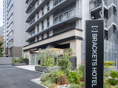 BRACKETS HOTEL Osaka Hommachi
