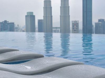 Eaton Residences KLCC by Luna