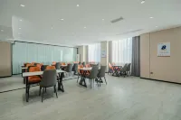 Super 8 Hotel (Anyue County Central Times Square)