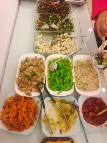 Xintiandi Fashion Hotel (Wafangdian Railway Station)