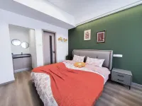 Youzi Homestay (Qingyang Municipal Government Wanhui International Plaza) - balcony