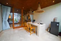 Ubu Villa Sujiva Hotels in Sleman